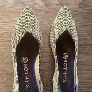Retired Rothy’s green Lapis Python Point Flat